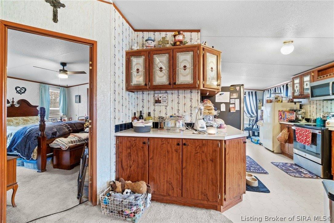 7553 East Tank Pond Road, Nabb, IN 47147