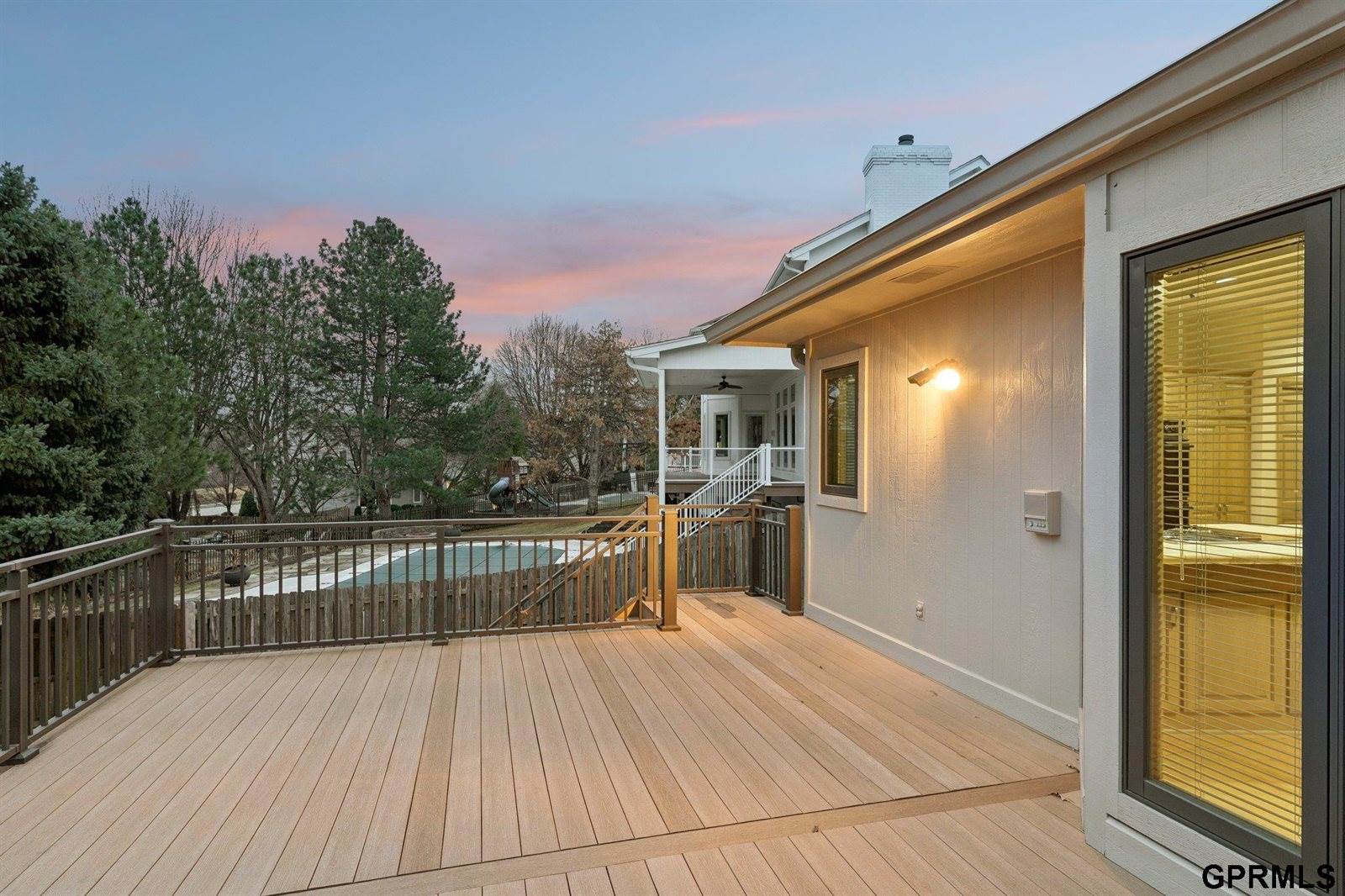 1705 North 129 Street, Omaha, NE 68154