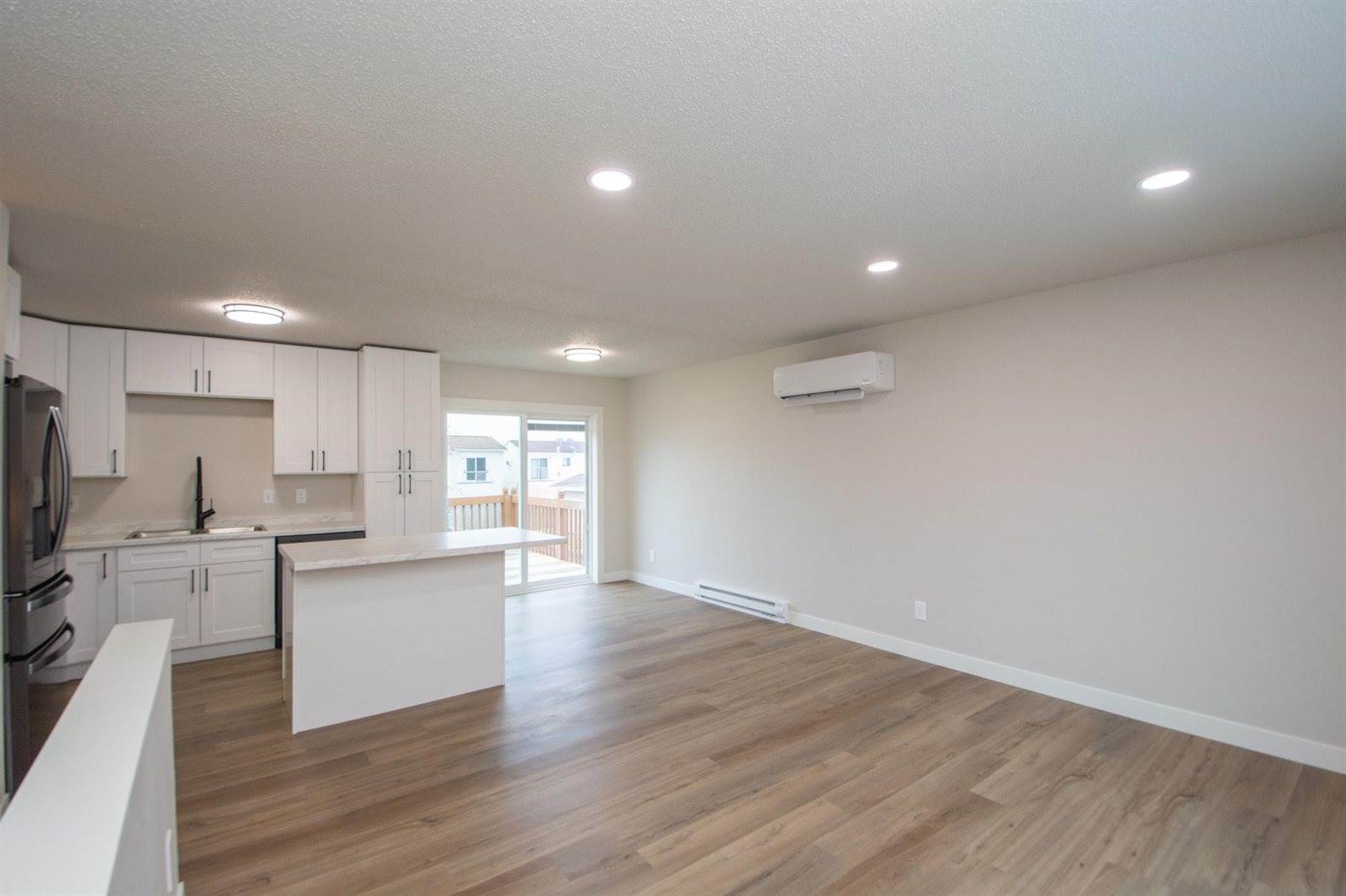 1824 56th Avenue South, Fargo, ND 58104