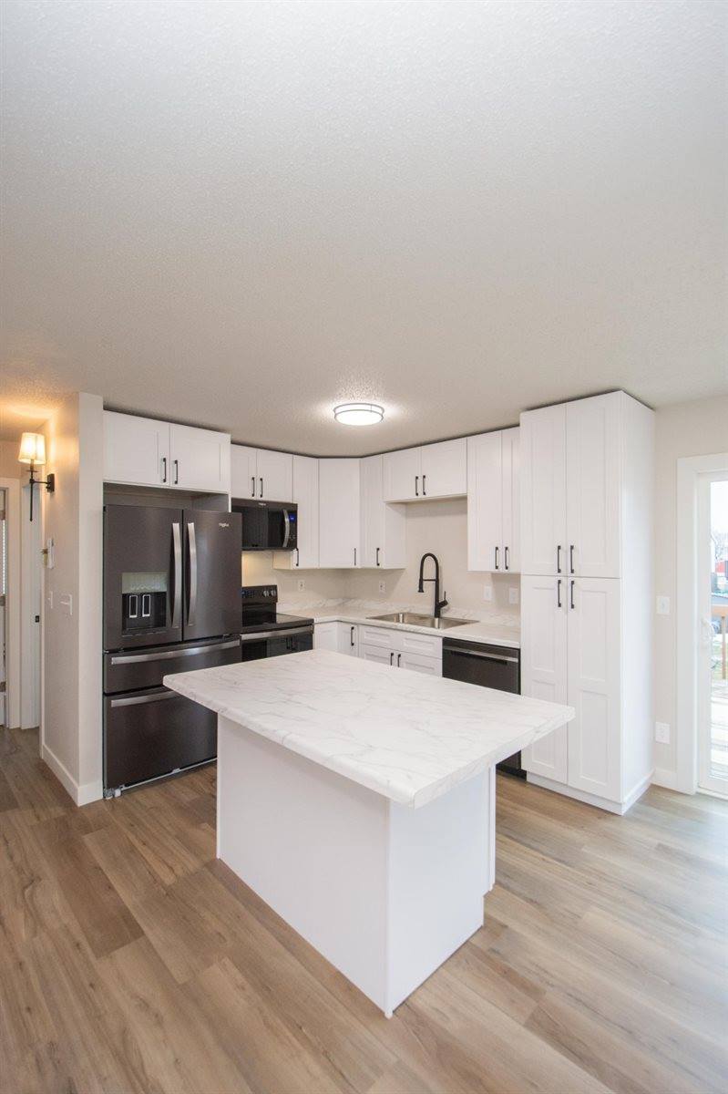 1824 56th Avenue South, Fargo, ND 58104