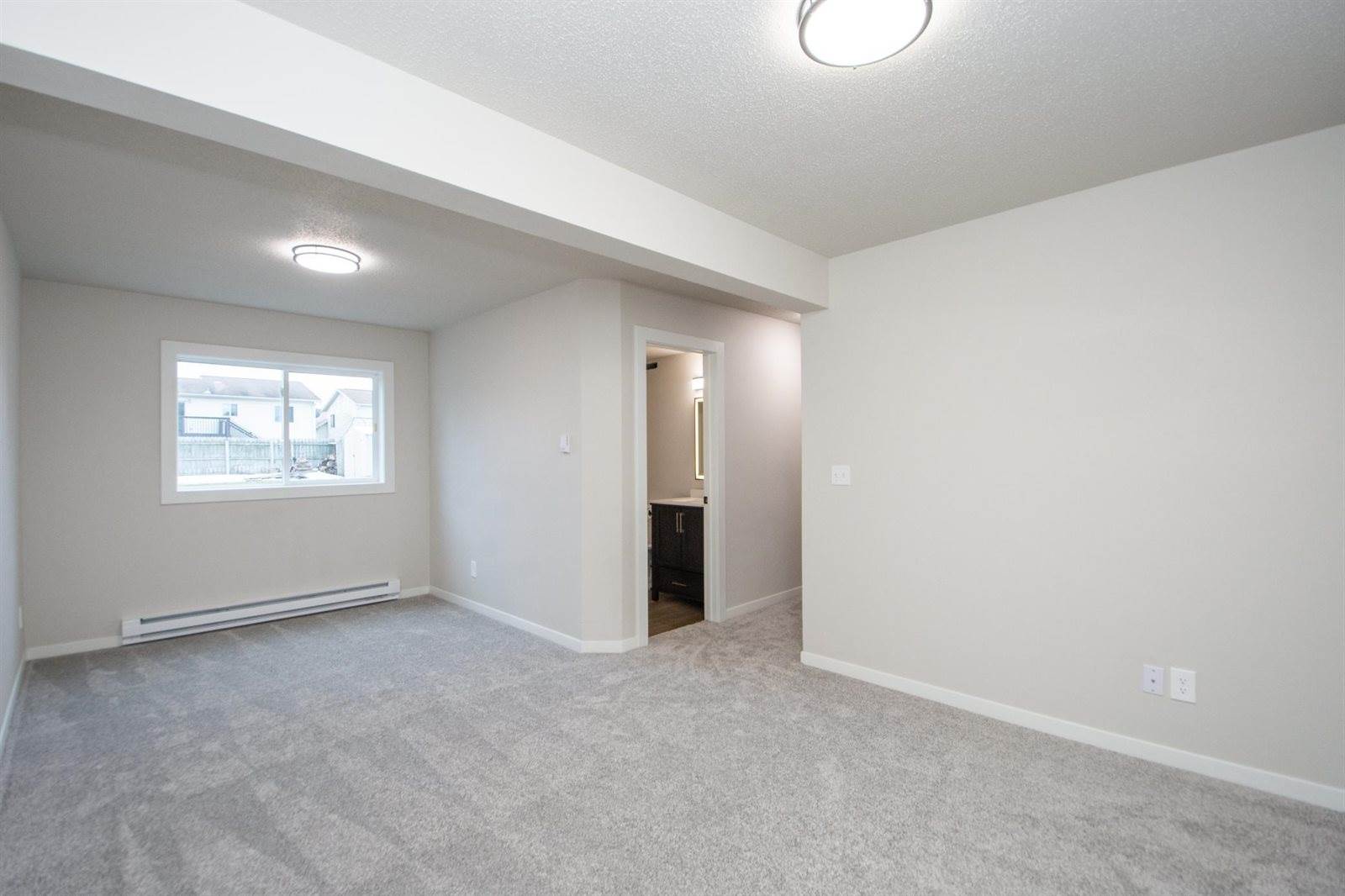 1824 56th Avenue South, Fargo, ND 58104