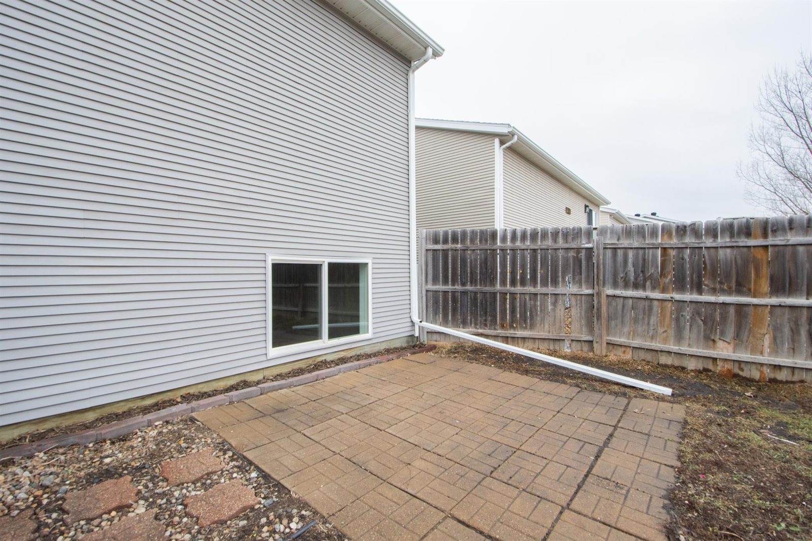 1824 56th Avenue South, Fargo, ND 58104