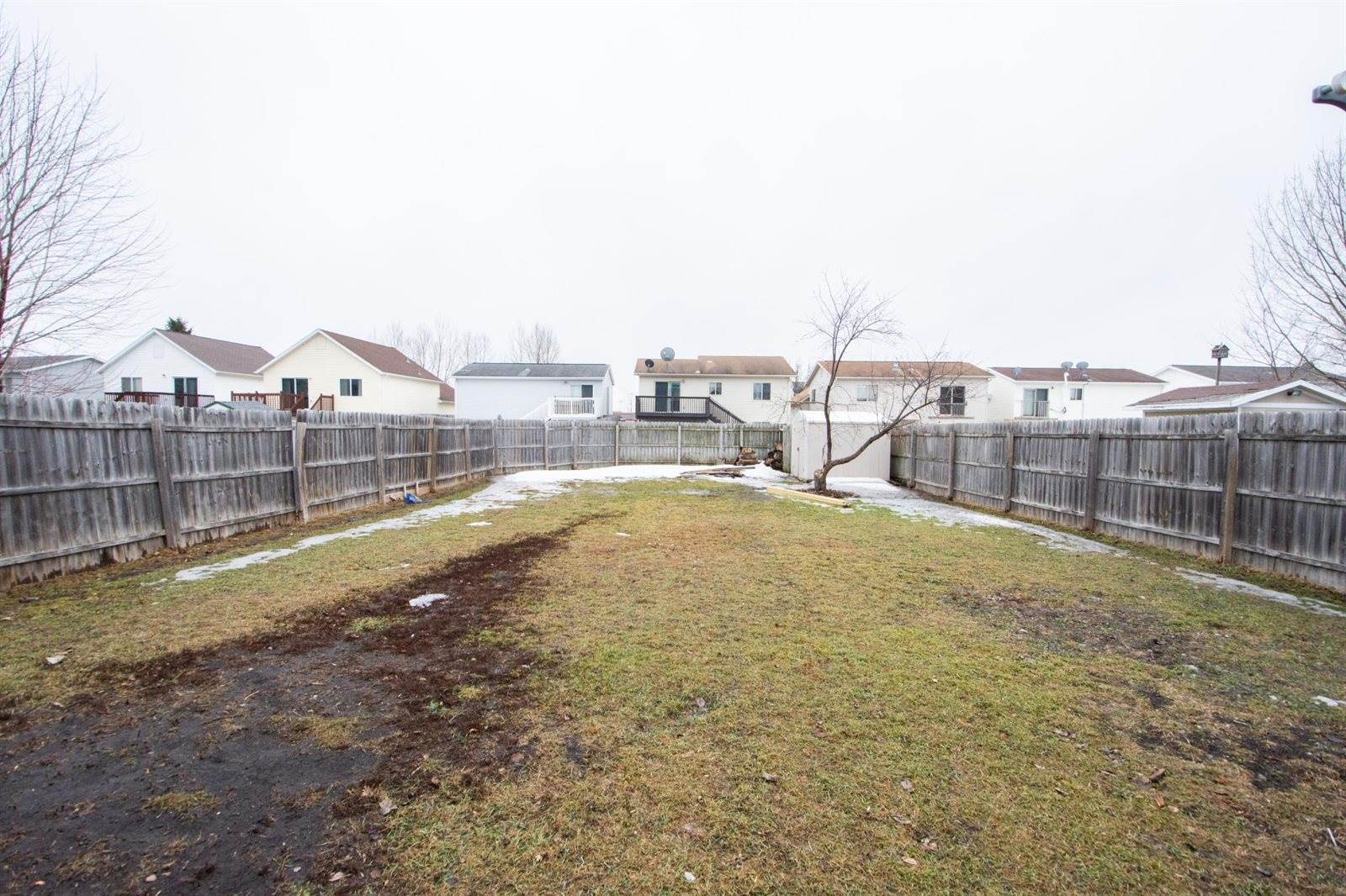 1824 56th Avenue South, Fargo, ND 58104