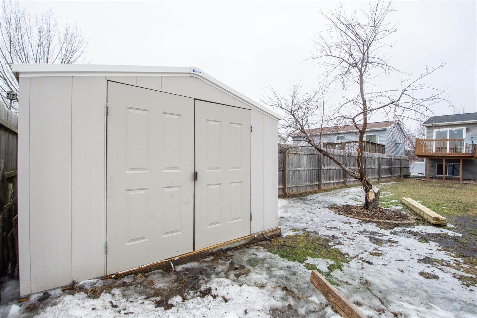 1824 56th Avenue South, Fargo, ND 58104