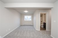 1824 56th Avenue South, Fargo, ND 58104