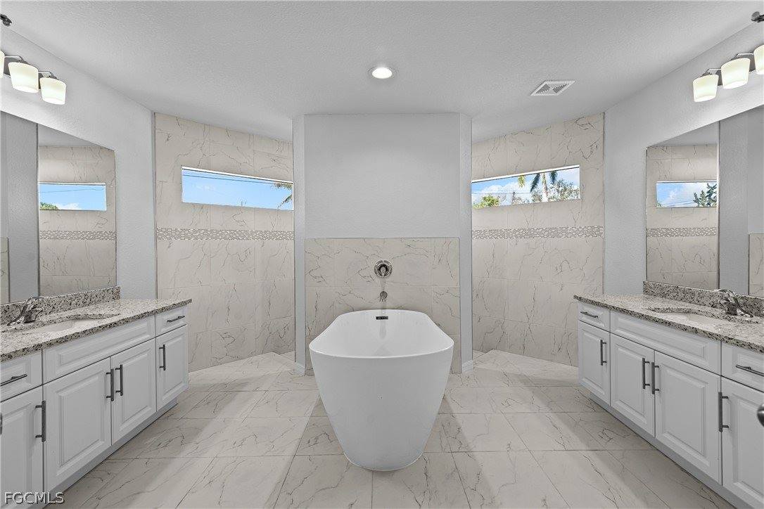 710 NW 2nd Lane, Cape Coral, FL 33993