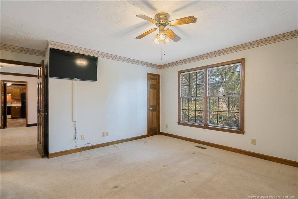 5605 Mum Creek Lane, Fayetteville, NC 28304