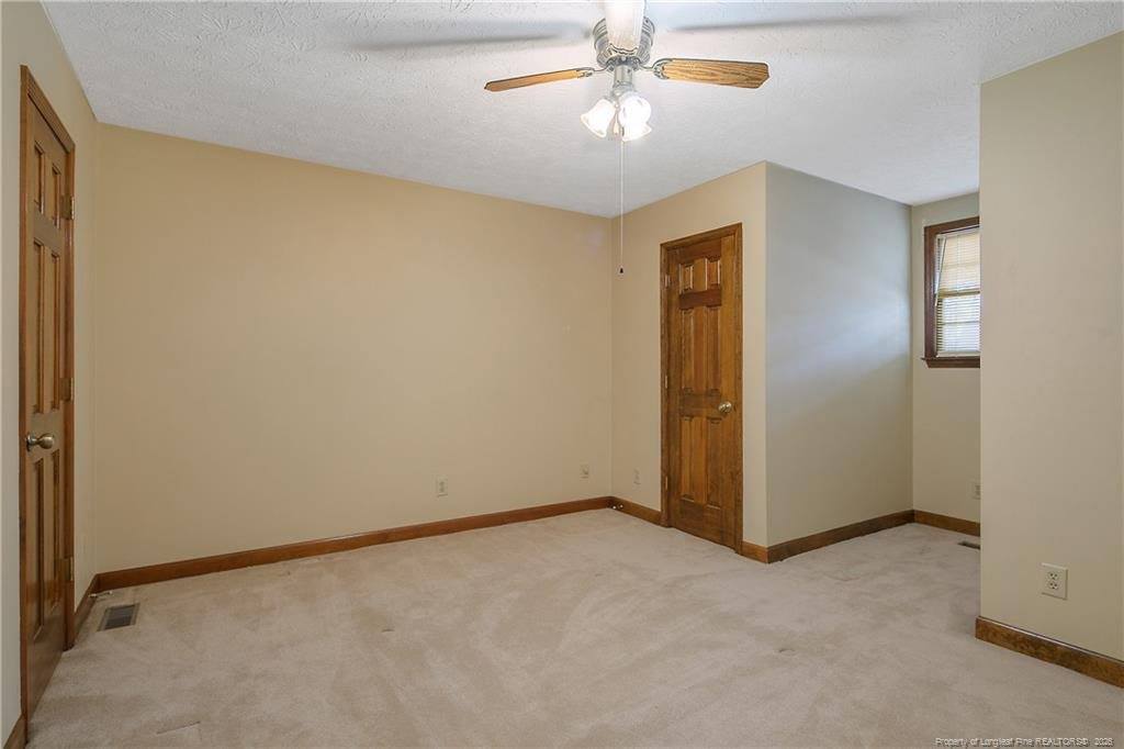 5605 Mum Creek Lane, Fayetteville, NC 28304