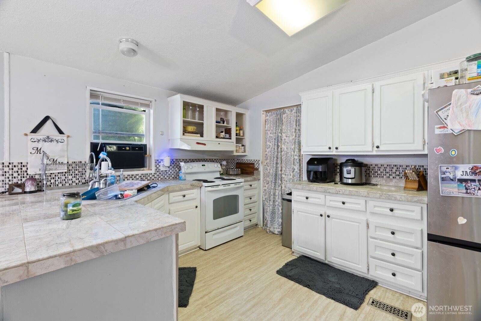 41971 Cedar Street, Concrete, WA 98237