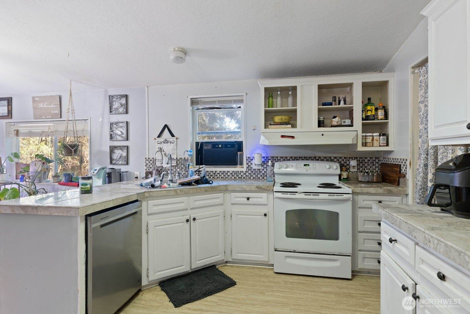 41971 Cedar Street, Concrete, WA 98237