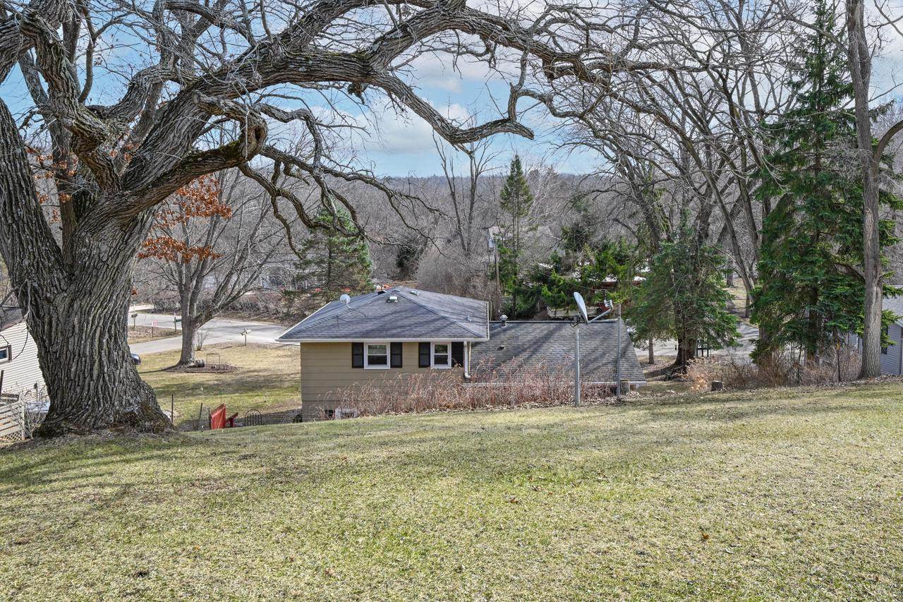 N7375 E Lakeshore DRIVE, Whitewater, WI 53190