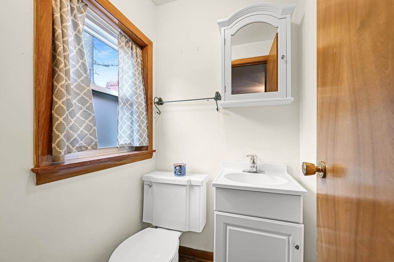 N7375 E Lakeshore DRIVE, Whitewater, WI 53190