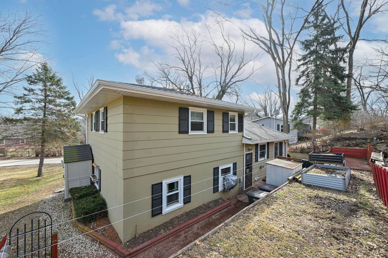 N7375 E Lakeshore DRIVE, Whitewater, WI 53190