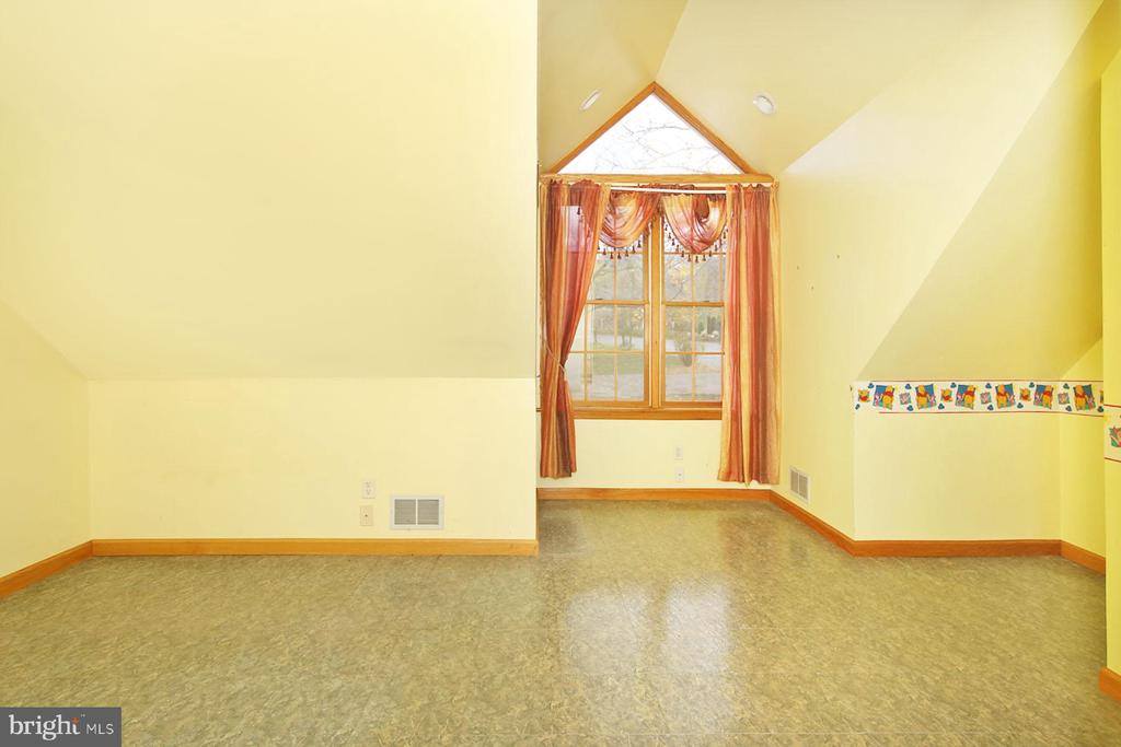 150 Anthracite Road, Lebanon, PA 17042