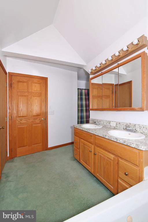 150 Anthracite Road, Lebanon, PA 17042