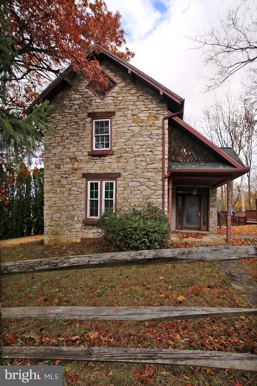 150 Anthracite Road, Lebanon, PA 17042