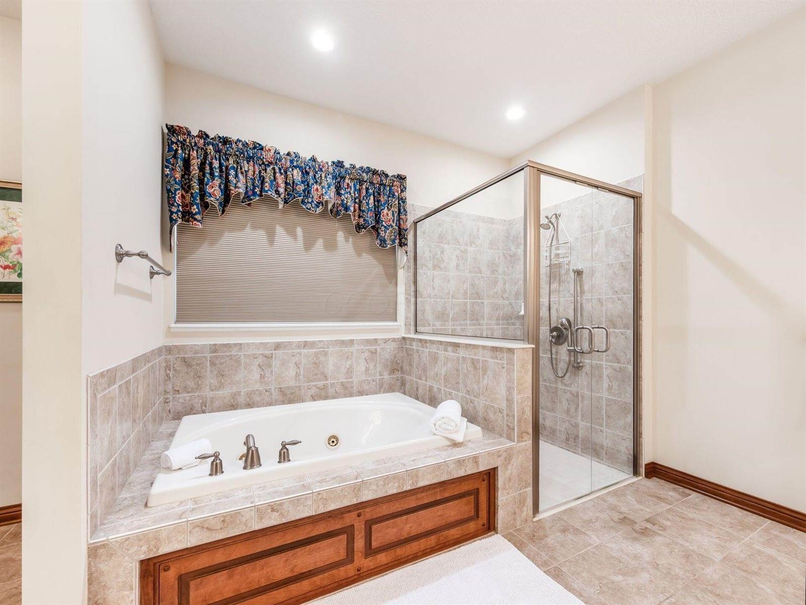 7513 Upper Cambridge Way, Westerville, OH 43082