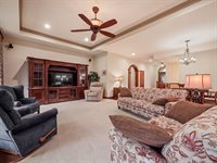 7513 Upper Cambridge Way, Westerville, OH 43082