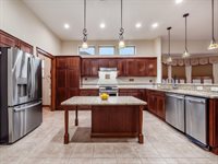 7513 Upper Cambridge Way, Westerville, OH 43082