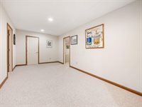 7513 Upper Cambridge Way, Westerville, OH 43082