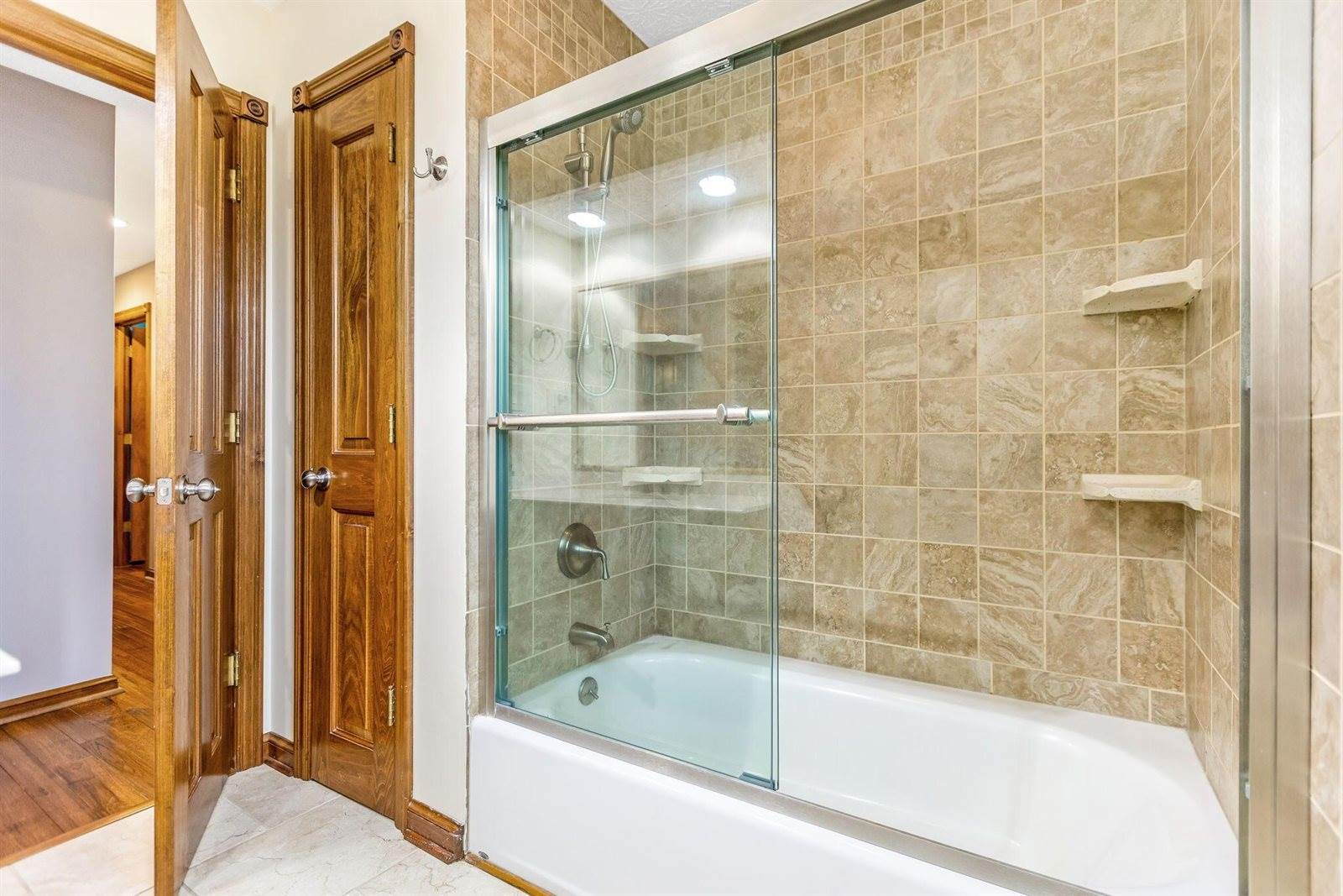 4479 State Route 762, Lockbourne, OH 43137