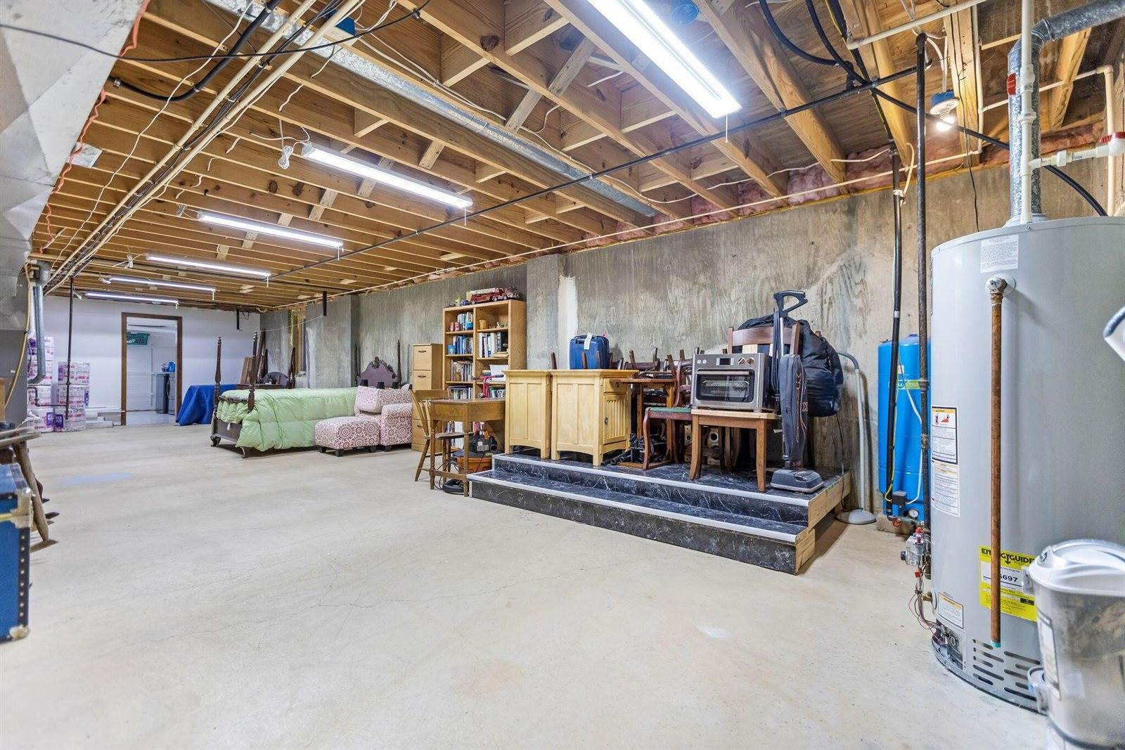 4479 State Route 762, Lockbourne, OH 43137