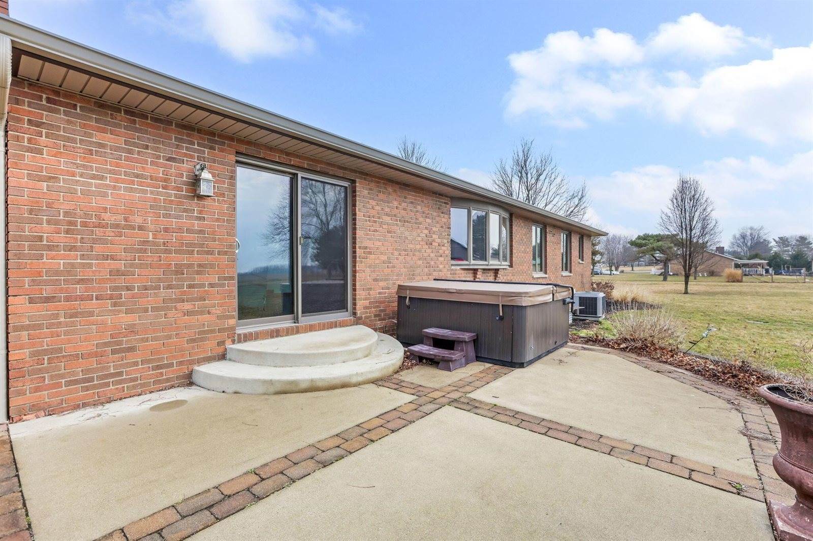 4479 State Route 762, Lockbourne, OH 43137