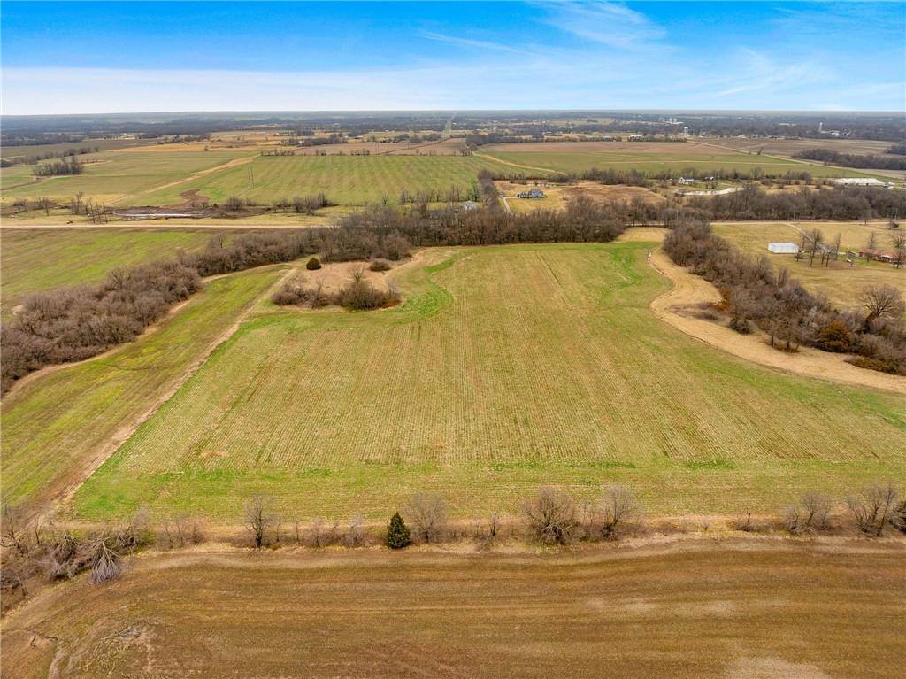 NW County Road 1001 Road, Adrian, MO 64720