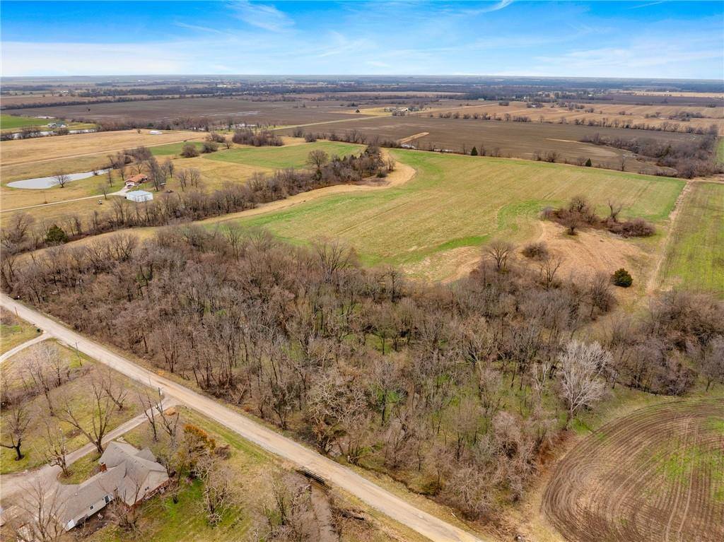 NW County Road 1001 Road, Adrian, MO 64720