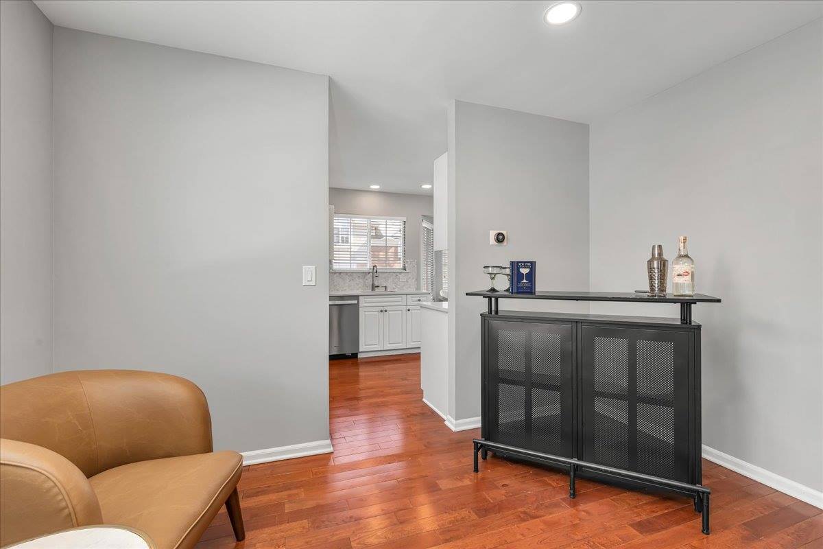 40 Primrose Ln #40, Gillette, NJ 07933