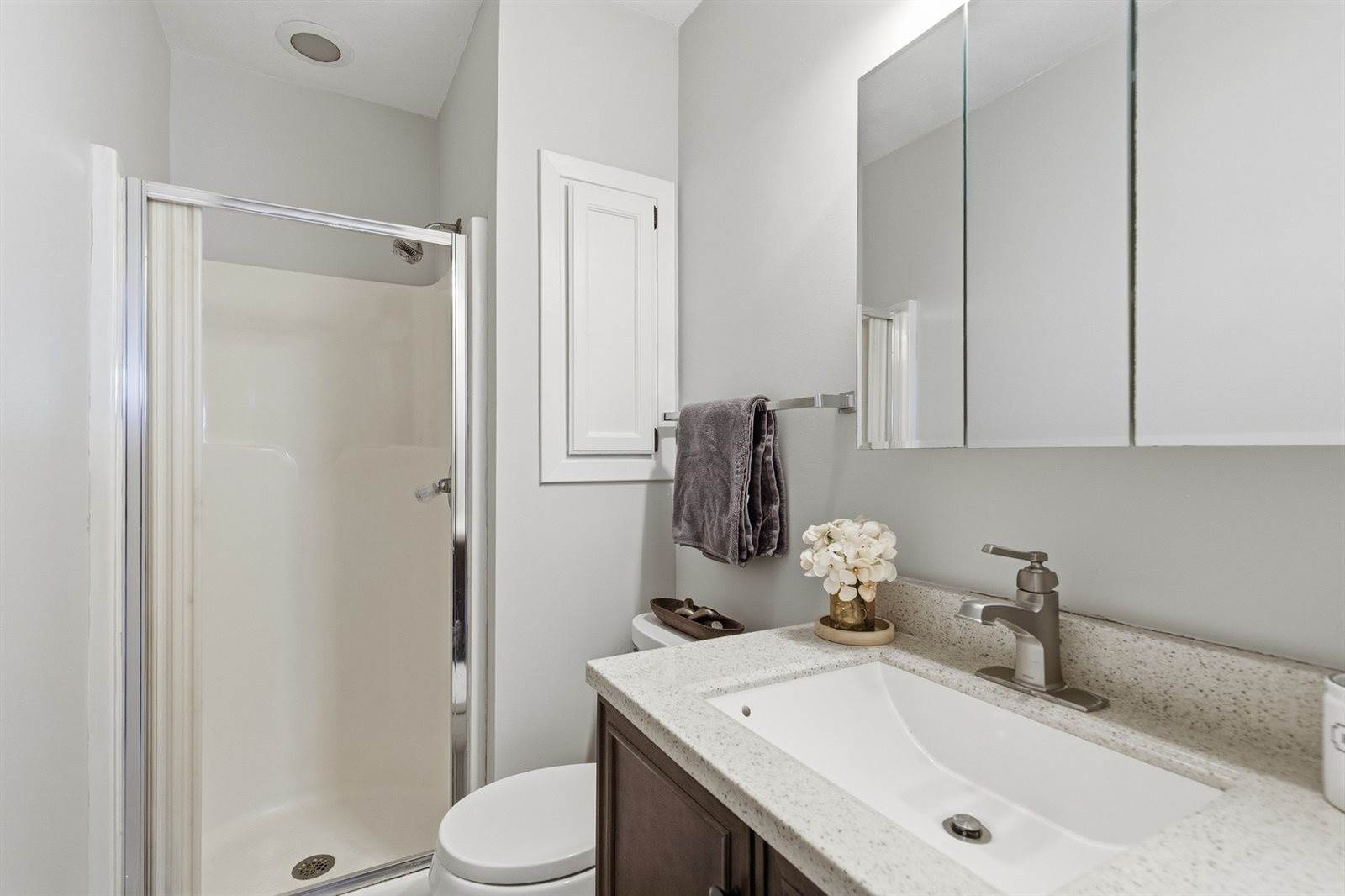 5102 25th Avenue Court, Moline, IL 61265