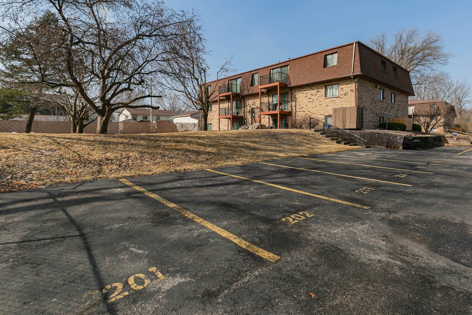 5102 25th Avenue Court, Moline, IL 61265