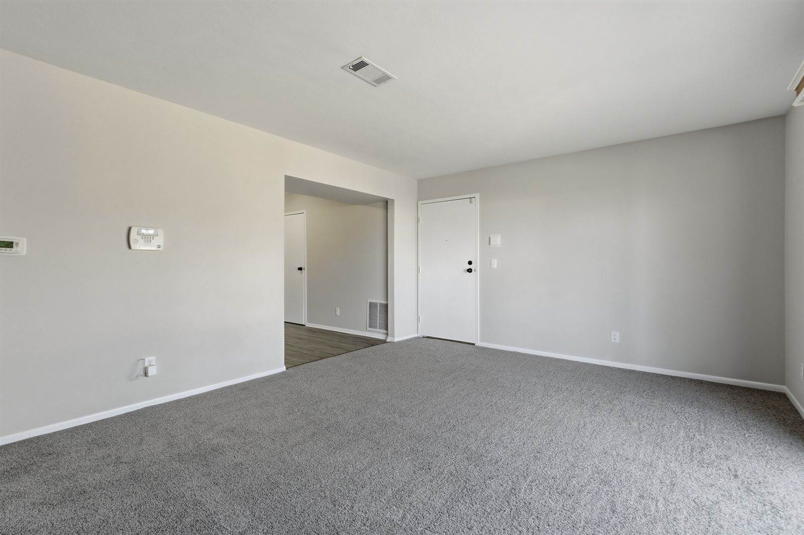 5102 25th Avenue Court, Moline, IL 61265