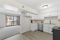 5102 25th Avenue Court, Moline, IL 61265