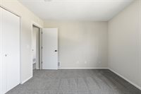 5102 25th Avenue Court, Moline, IL 61265