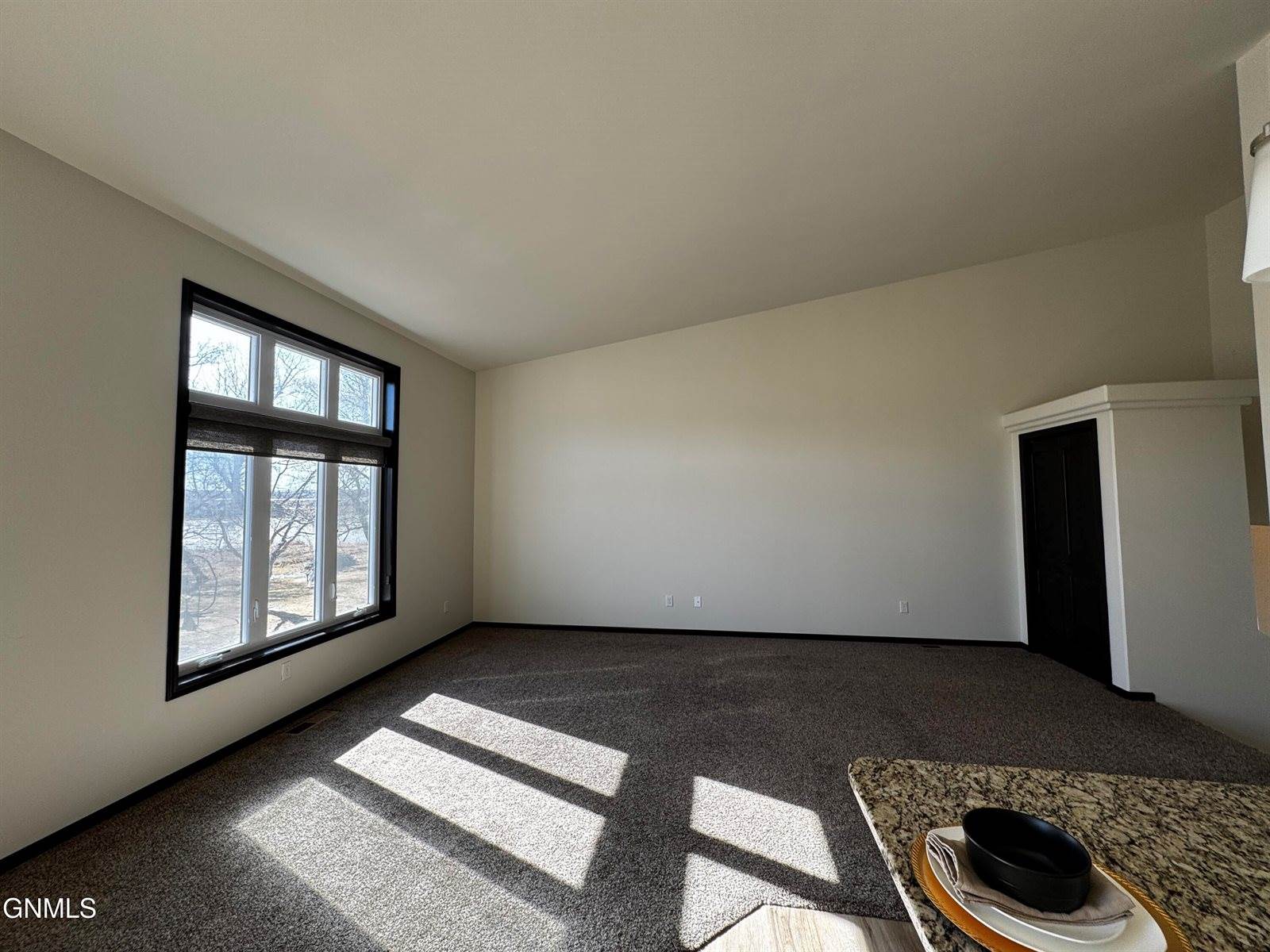 3717 Mckenzie Drive SE, Mandan, ND 58554