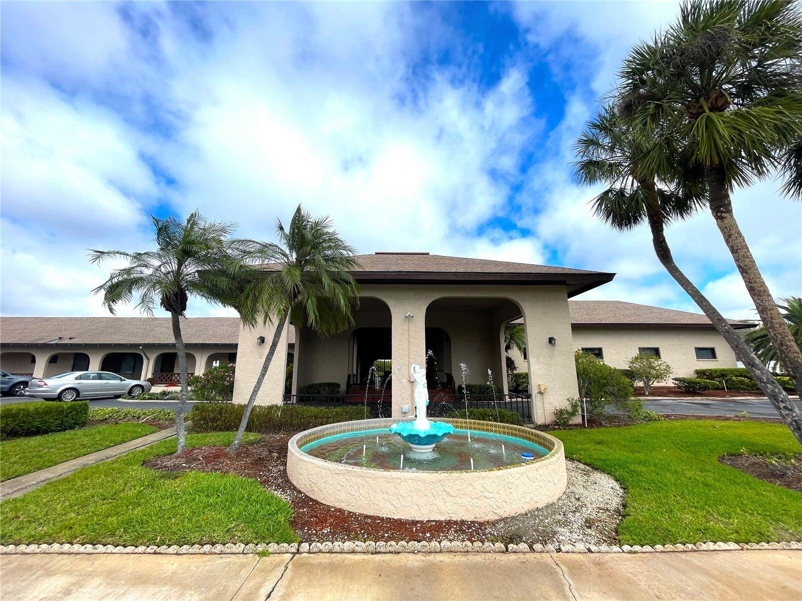 9950 62ND Terrace North, #106, Saint Petersburg, FL 33708