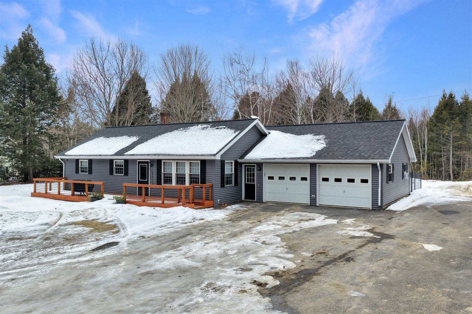 1880 Mattamiscontis Road, Mattamiscontis Township, ME 04457