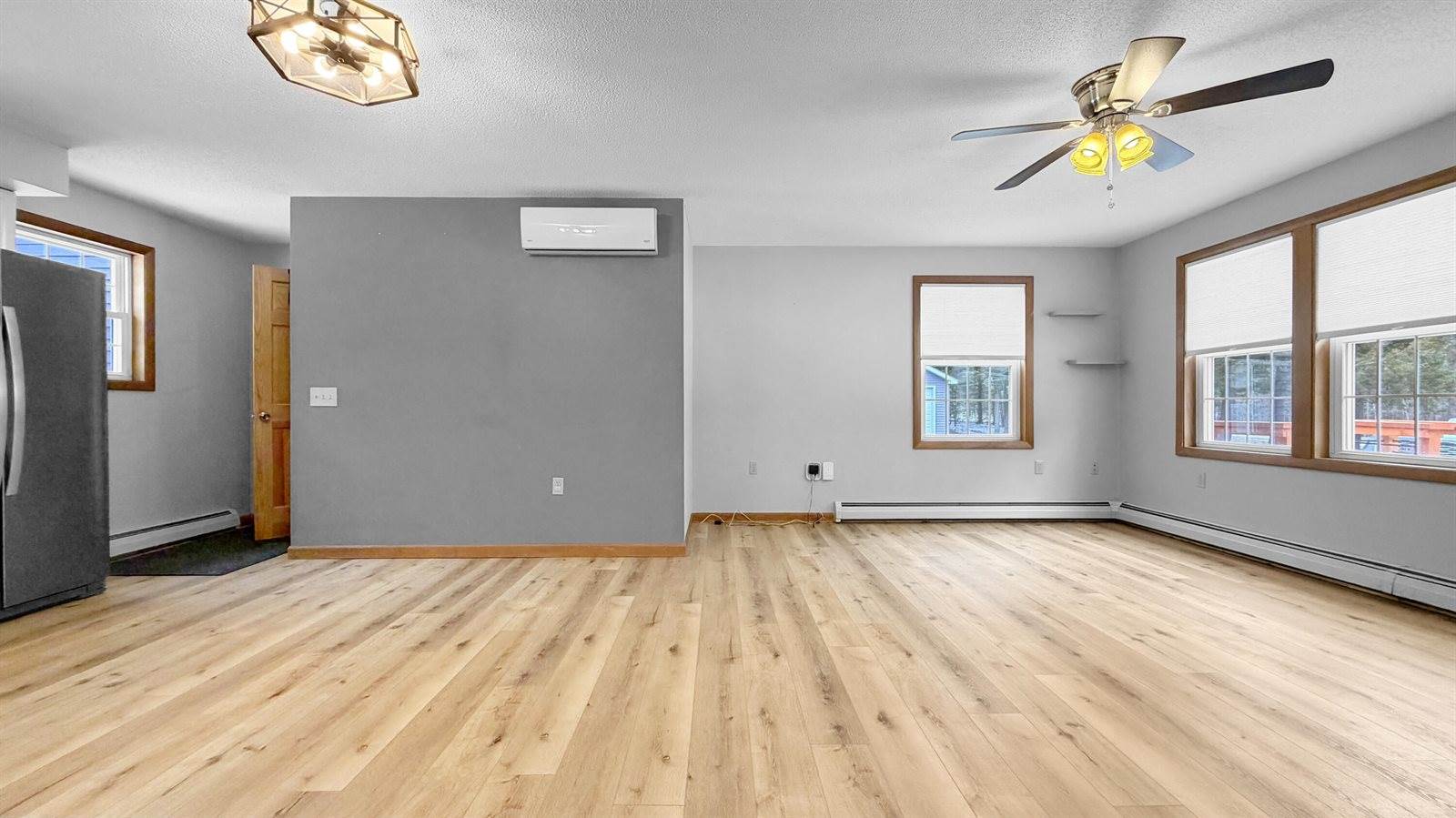 1880 Mattamiscontis Road, Mattamiscontis Township, ME 04457