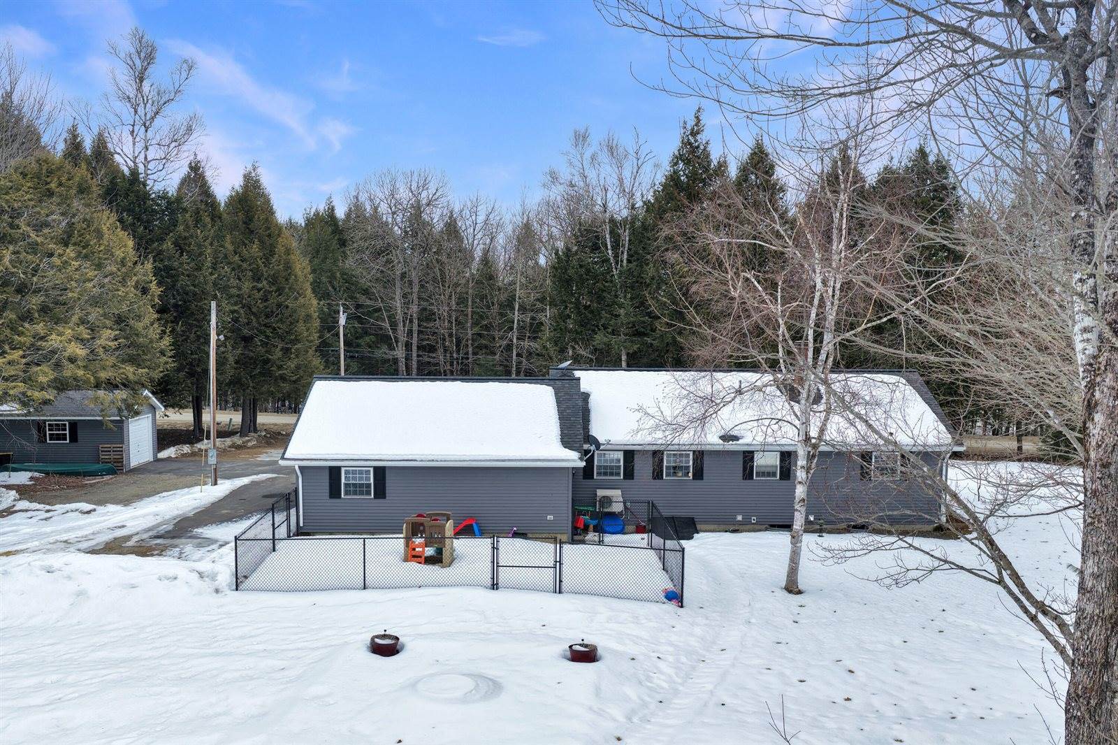 1880 Mattamiscontis Road, Mattamiscontis Township, ME 04457