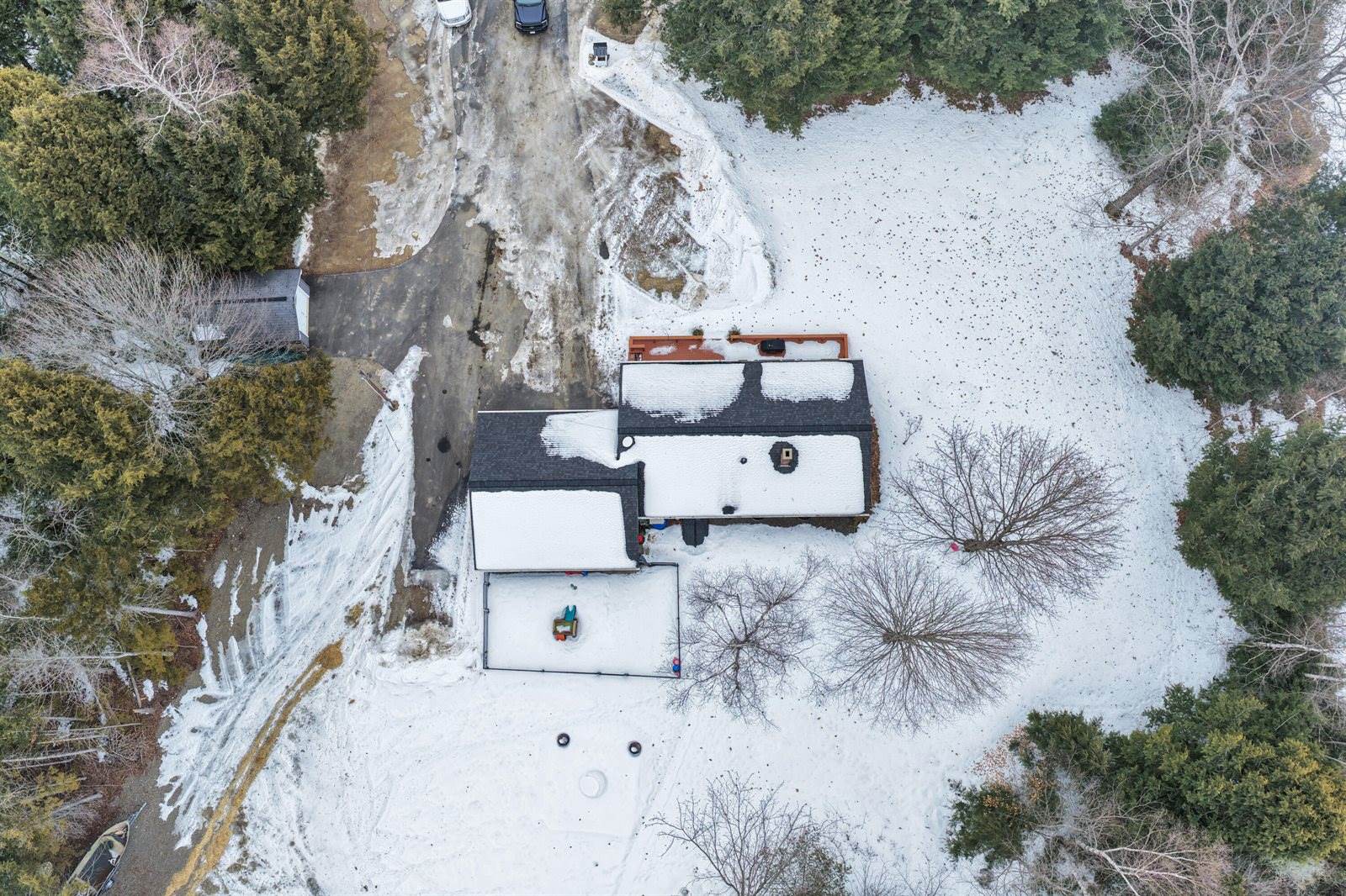 1880 Mattamiscontis Road, Mattamiscontis Township, ME 04457