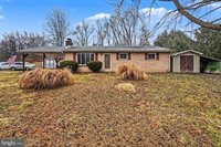 1140 Stoney Creek Road, Dauphin, PA 17018