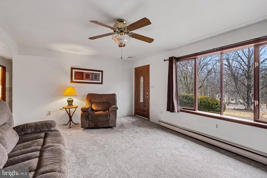 1140 Stoney Creek Road, Dauphin, PA 17018