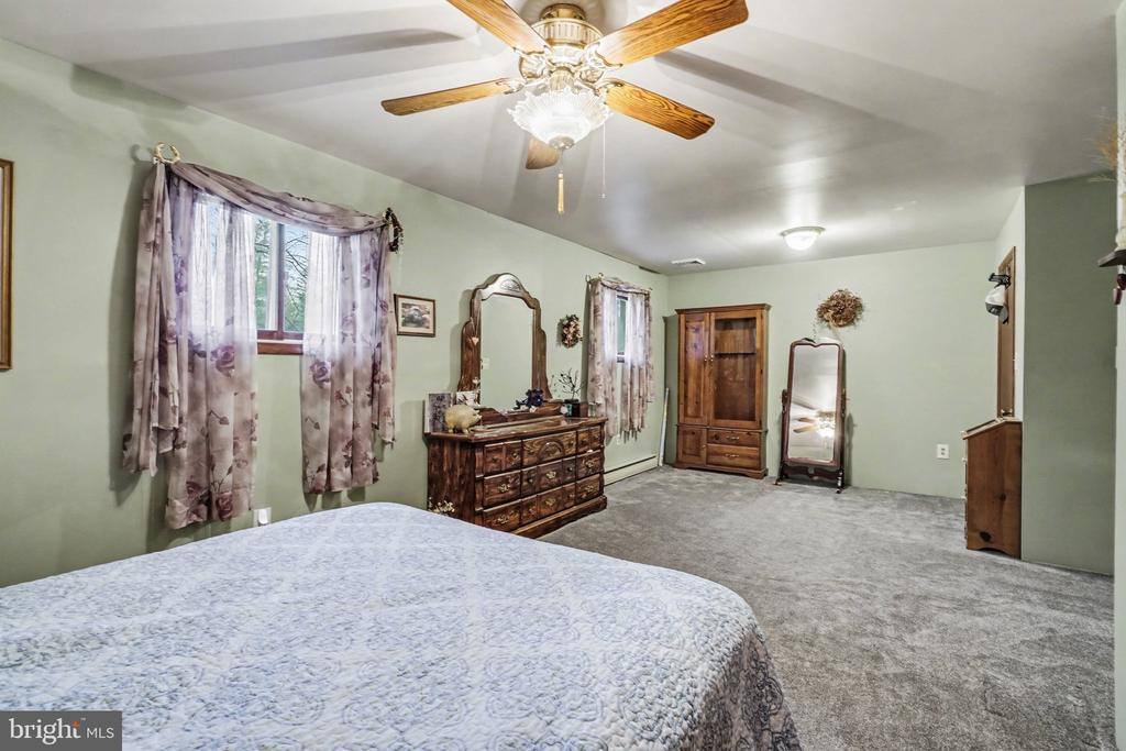 1140 Stoney Creek Road, Dauphin, PA 17018