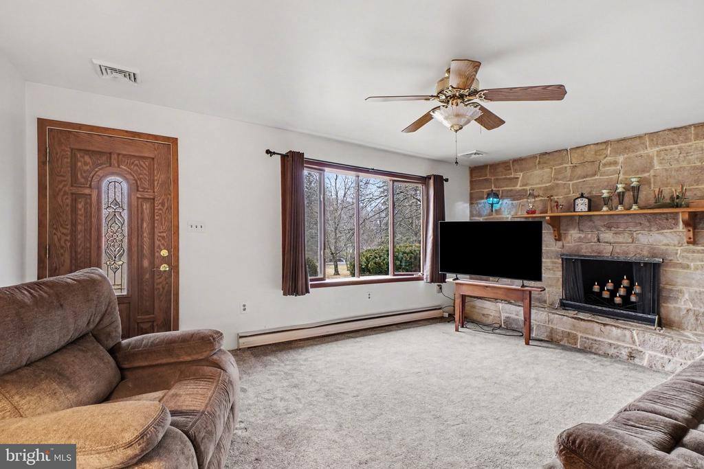 1140 Stoney Creek Road, Dauphin, PA 17018