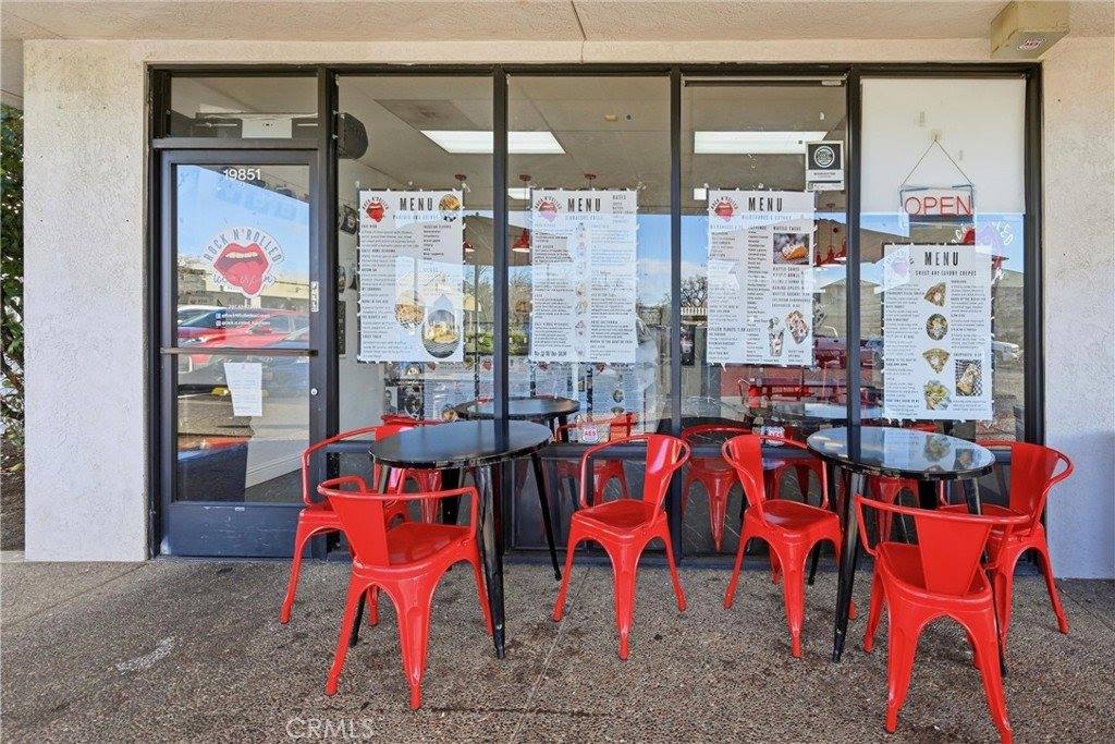 19851 Hartmann Road, Hidden Valley Lake, CA 95467