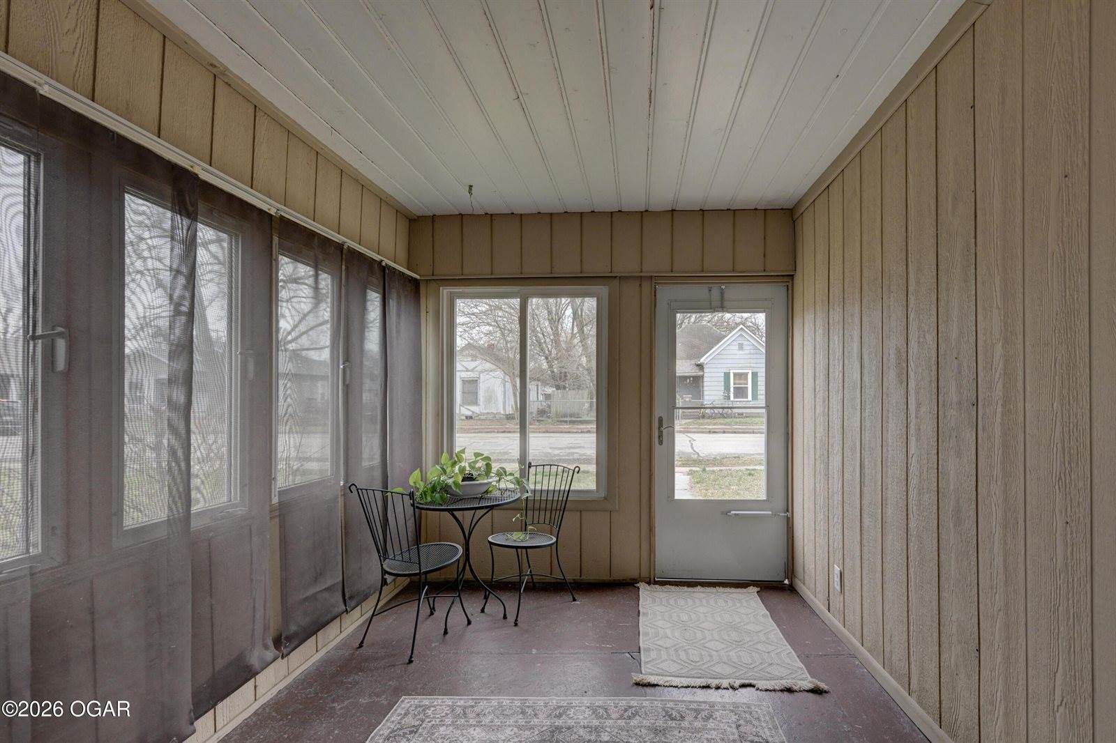 1321 West Nelson Street, Webb City, MO 64870