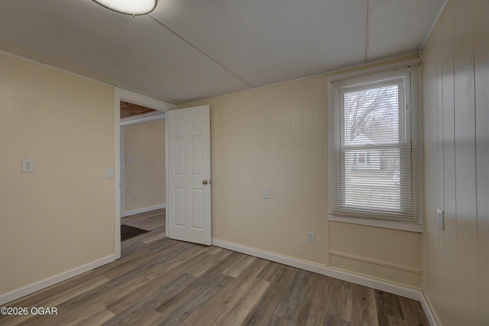 1321 West Nelson Street, Webb City, MO 64870