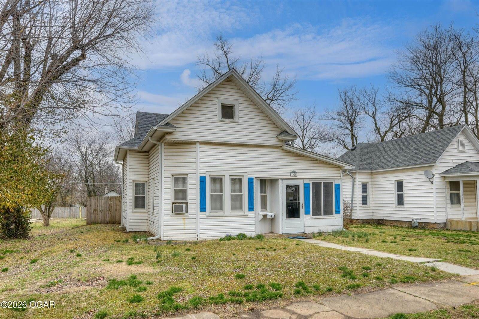 1321 West Nelson Street, Webb City, MO 64870