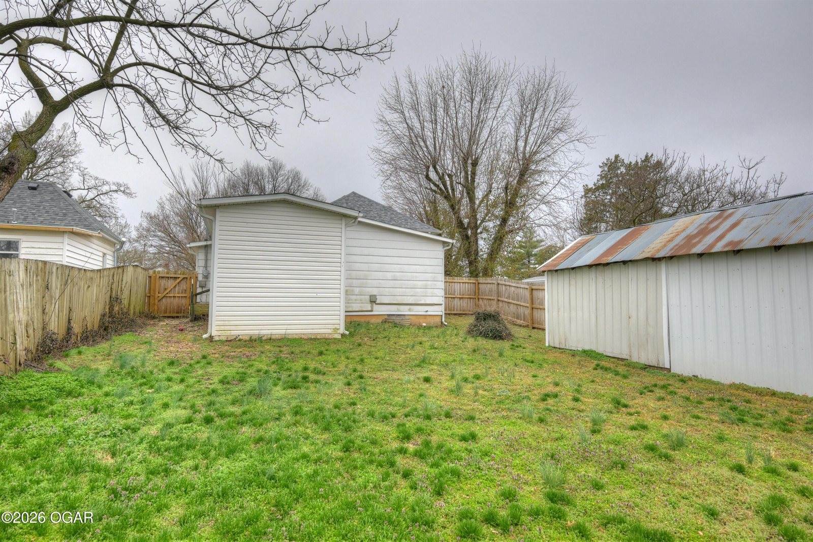 1321 West Nelson Street, Webb City, MO 64870